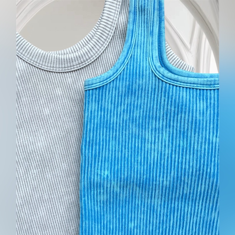 2-Pack Zenana Ribbed Built In Bra Tanks - Picture 3 of 10